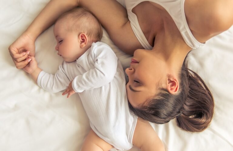 Comment habiller un bébé la nuit en fonction des températures ? Comment habiller bébé la nuit